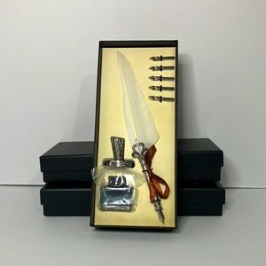Ornate feather Calligraphy set with ink, 6 interchangeable nibs. Wedding ready